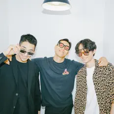 收听 ODEO、观看音乐视频、阅读小传、查看巡演日期等 ！