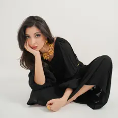 Alice Arianを聴いたり、ミュージックビデオを鑑賞したり、経歴やツアー日程などを確認したりしましょう！