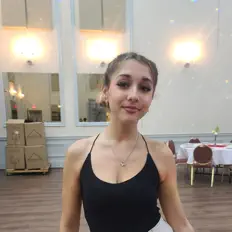 Sabrina Barretoを聴いたり、ミュージックビデオを鑑賞したり、経歴やツアー日程などを確認したりしましょう！