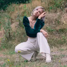 Posłuchaj wykonawcy Kara, obejrzyj teledyski, przeczytaj biografię, zobacz daty tras koncertowych i nie tylko!