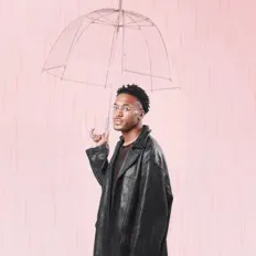 Poslechněte si interpreta Brandon Jerman, sledujte hudební videa, přečtěte si životopis, podívejte se na data turné a další informace.