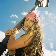 Lejetskiを聴いたり、ミュージックビデオを鑑賞したり、経歴やツアー日程などを確認したりしましょう！