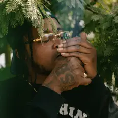 Dengarkan Shawn Beats, tonton video musik, baca bio, lihat tanggal tur & lainnya!