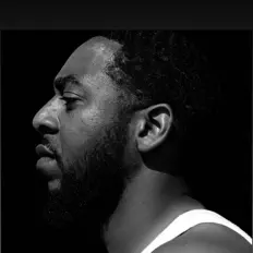 Noah Watson सुनें, म्यूज़िक वीडियो देखें, बायो पढ़ें, दौरे की तारीखें और बहुत कुछ देखें!