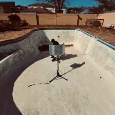 TBND.W सुनें, म्यूज़िक वीडियो देखें, बायो पढ़ें, दौरे की तारीखें और बहुत कुछ देखें!