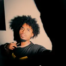 Ouve Mutanx, vê vídeos de música, lê a biografia, vê as datas da digressão e muito mais!