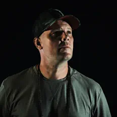 Ouve Shawn Oates, vê vídeos de música, lê a biografia, vê as datas da digressão e muito mais!