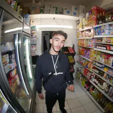 收听 Sml、观看音乐视频、阅读小传、查看巡演日期等 ！