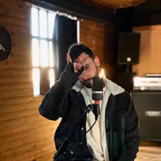 Hidroを聴いたり、ミュージックビデオを鑑賞したり、経歴やツアー日程などを確認したりしましょう！