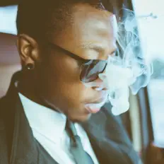 Ascolta Mason Black, guarda video musicali, leggi la biografia, vedi le date del tour & altro!