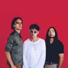 Listen to Dirty Sound Magnet, watch music videos, read bio, see tour dates & more!