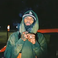 undefinedを聴いたり、ミュージックビデオを鑑賞したり、経歴やツアー日程などを確認したりしましょう！