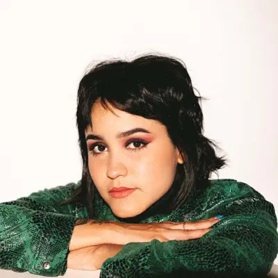 Listen to Mar Maria, watch music videos, read bio, see tour dates & more!