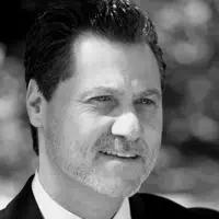 Ouve undefined, vê vídeos de música, lê a biografia, vê as datas da digressão e muito mais!