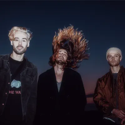Listen to EAU ROUGE, watch music videos, read bio, see tour dates & more!
