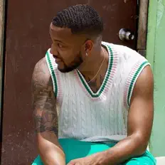 聆聽 vvskeem、觀看音樂影片、閱讀小傳、查看巡演日期等！