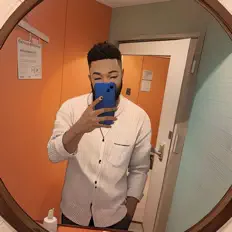 收听 Tshxlx Irl、观看音乐视频、阅读小传、查看巡演日期等 ！