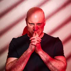 Listen to Darien J, watch music videos, read bio, see tour dates & more!
