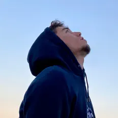 Ascolta SAMM, guarda video musicali, leggi la biografia, vedi le date del tour & altro!