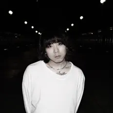 Dengarkan ghxstlight, tonton video musik, baca bio, lihat tanggal tur & lainnya!