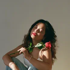 Ouça Annie Lux, assista a videoclipes, leia a biografia, veja as datas das turnês e mais!