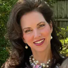 Listen to Sharon Hinton Smith, watch music videos, read bio, see tour dates & more!