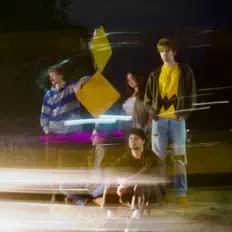 The Absentees을(를) 듣고, 뮤직 비디오를 보고, 약력을 읽고, 투어 일정 등을 확인하세요!