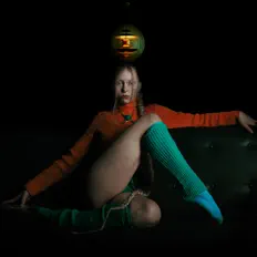 Ouça Joa Ra, assista a videoclipes, leia a biografia, veja as datas das turnês e mais!