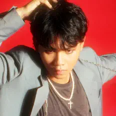 Listen to MINOUI, watch music videos, read bio, see tour dates & more!