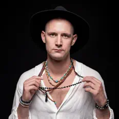 Ascolta Plennaya Volya, guarda video musicali, leggi la biografia, vedi le date del tour & altro!