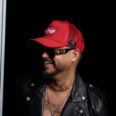 Listen to Vinny Rivera, watch music videos, read bio, see tour dates & more!