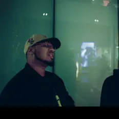 Escucha a Jyel Hall, mira videos musicales, lee su biografía, consulta las fechas de las gira y más.