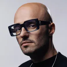 Listen to Hiisak, watch music videos, read bio, see tour dates & more!