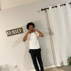 收听 CitgoVeli、观看音乐视频、阅读小传、查看巡演日期等 ！