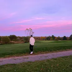 Escucha a Jonasan, mira vídeos musicales, lee la biografía, consulta fechas de giras y mucho más.