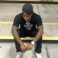 Écoutez Jarvo, regardez des vidéoclips, lisez la biographie, consultez les dates de tournée et plus encore !