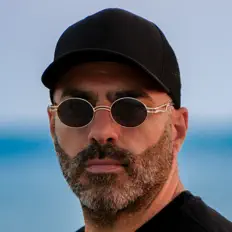 Listen to Kurd Maverick, watch music videos, read bio, see tour dates & more!
