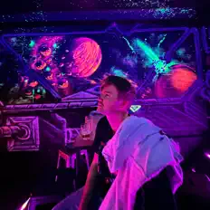 收听 koolmonke、观看音乐视频、阅读小传、查看巡演日期等 ！