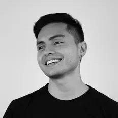 Poslechněte si interpreta Santimaye, sledujte hudební videa, přečtěte si životopis, podívejte se na data turné a další informace.
