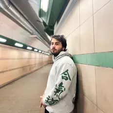 Drinwolf을(를) 듣고, 뮤직 비디오를 보고, 약력을 읽고, 투어 일정 등을 확인하세요!