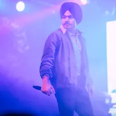 收听 Diljit8 Baddowal Ala、观看音乐视频、阅读小传、查看巡演日期等 ！