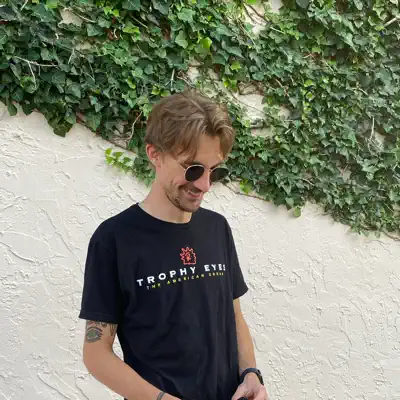 Listen to Stuart, watch music videos, read bio, see tour dates & more!