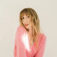 Ouça undefined, assista a videoclipes, leia a biografia, veja as datas das turnês e mais!