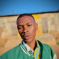 Ascolta Chiko Tha Bouy, guarda video musicali, leggi la biografia, vedi le date del tour & altro!