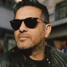 聆聽 3qualz、觀看音樂影片、閱讀小傳、查看巡演日期等！