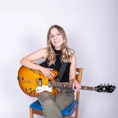 Listen to Elizabeth Lee, watch music videos, read bio, see tour dates & more!