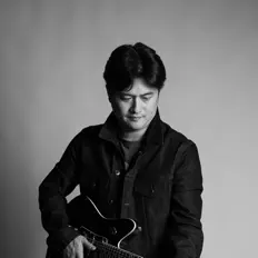 Poslechněte si interpreta Joshua Lee, sledujte hudební videa, přečtěte si životopis, podívejte se na data turné a další informace.