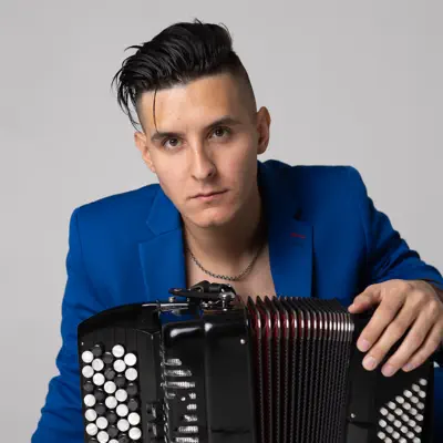 Listen to Хижина Музыканта, watch music videos, read bio, see tour dates & more!