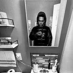 Poslechněte si interpreta DIORXO, sledujte hudební videa, přečtěte si životopis, podívejte se na data turné a další informace.