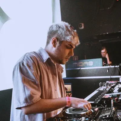 Listen to Zeper, watch music videos, read bio, see tour dates & more!